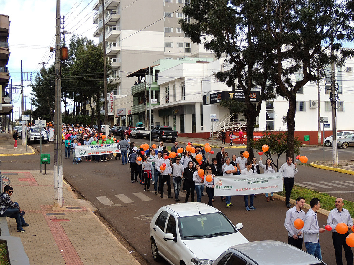 Sulcredi participa do Dia do Cooperativismo