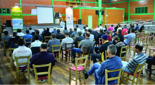 Sulcredi realiza assembleia com delegados