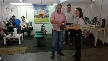 Sulcredi entrega cestas sorteadas na Expoleite